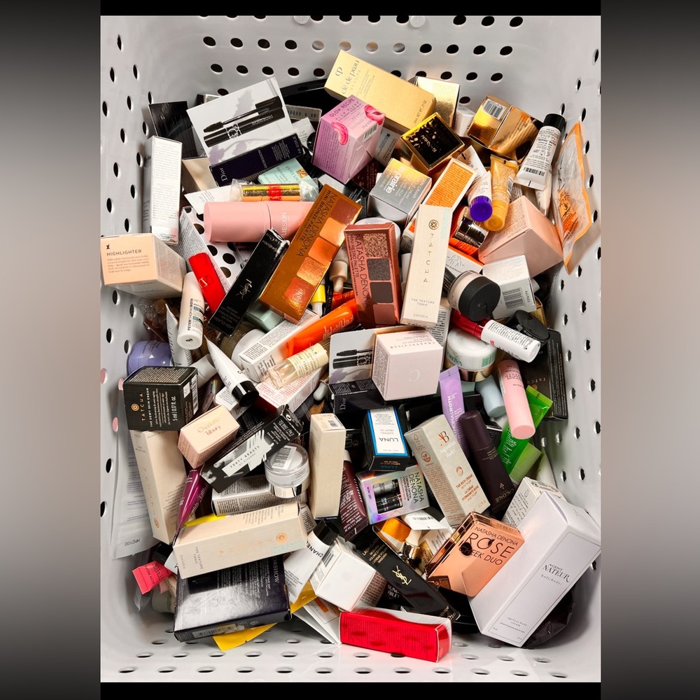 Make up & Skincare Scoop